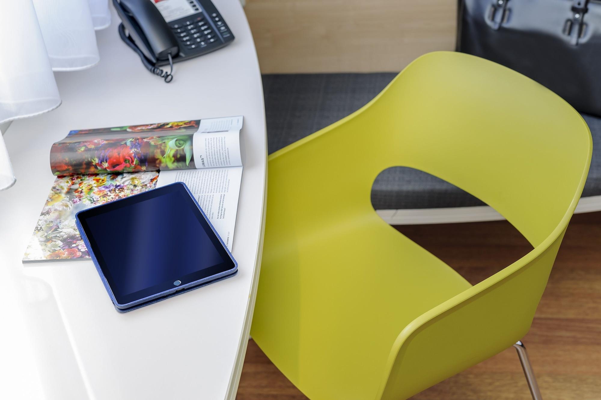 Ibis Hotel Frankfurt Messe West Франкфурт на Майн Екстериор снимка