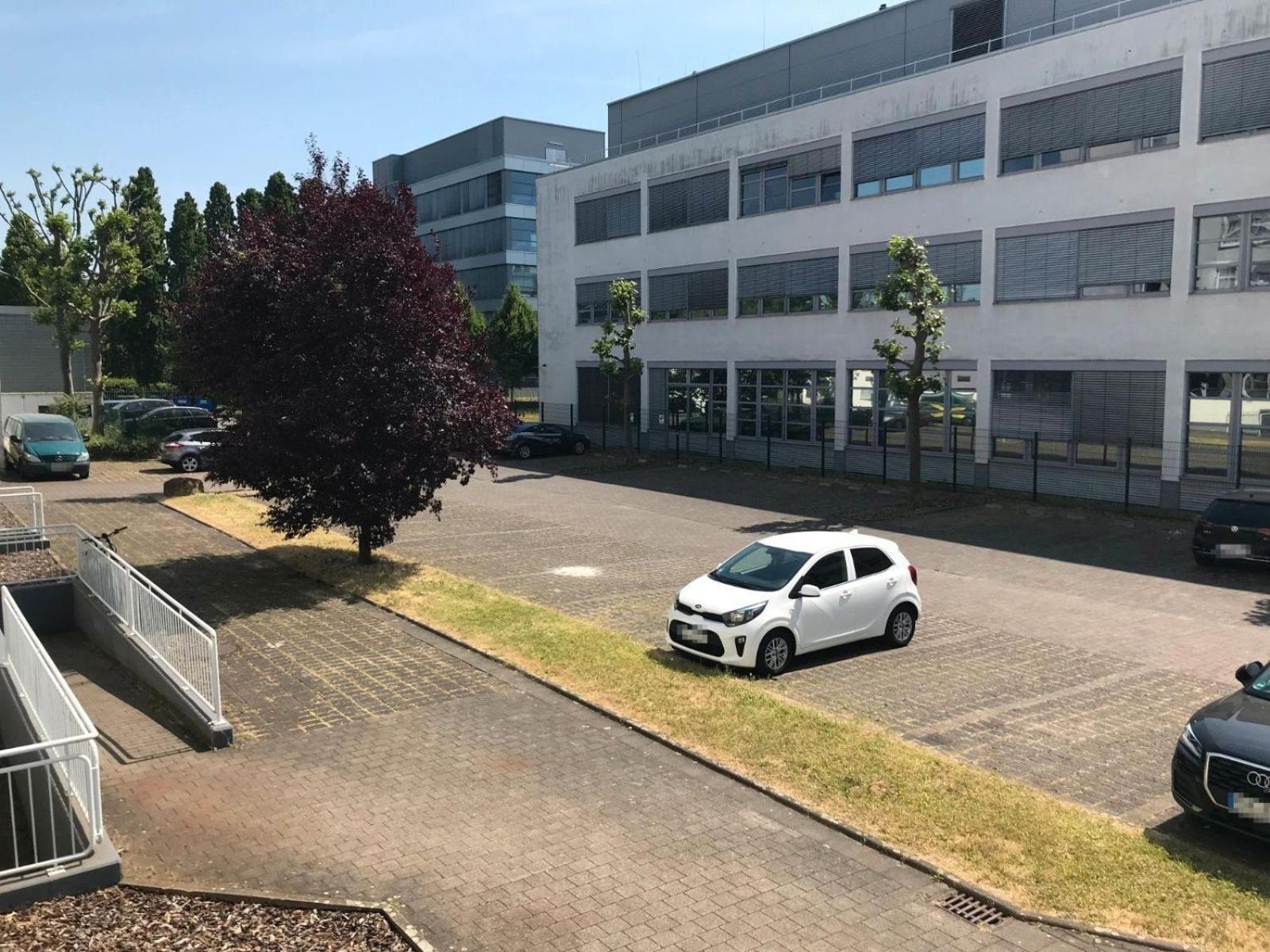 Ibis Hotel Frankfurt Messe West Франкфурт на Майн Екстериор снимка
